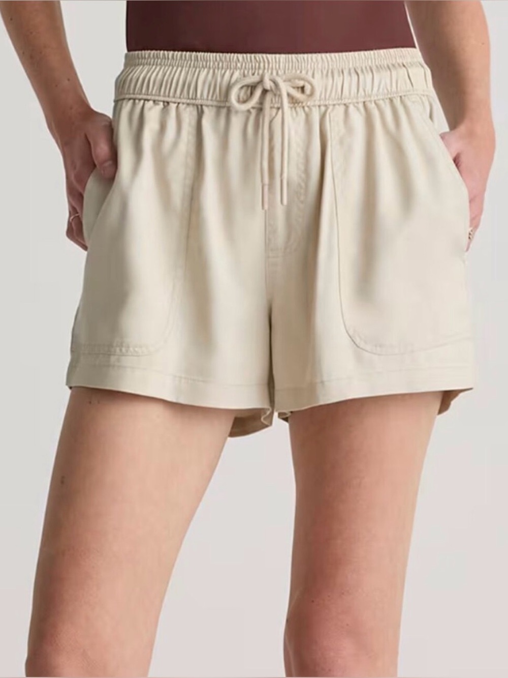 Quince Vintage Wash Tencel Utility Shorts in Size Large